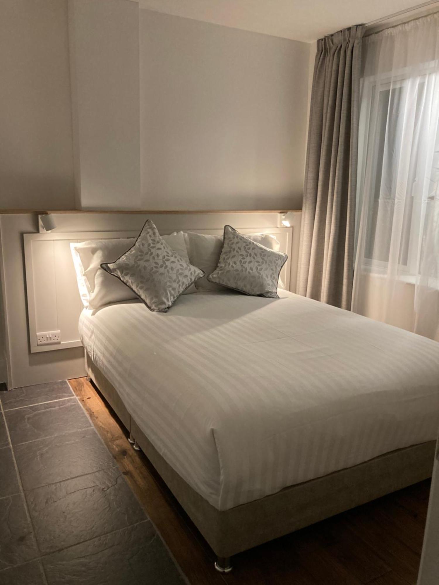 Cille Apartments, Ballyferriter Village Esterno foto