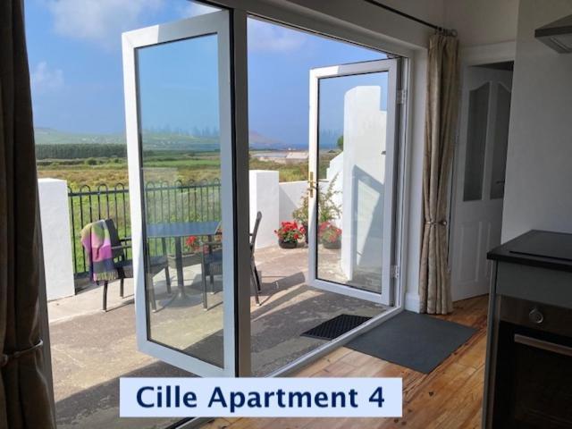 Cille Apartments, Ballyferriter Village Esterno foto